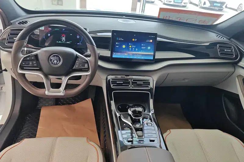 Qin PLUS EV 2023 Champion Edition 510KM Superior Model — миниатюра 14