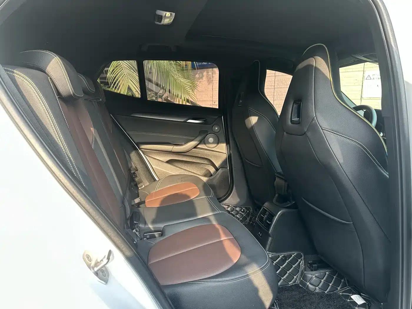 BMW X2 2023 sDrive 25i Shining Edition — миниатюра 10