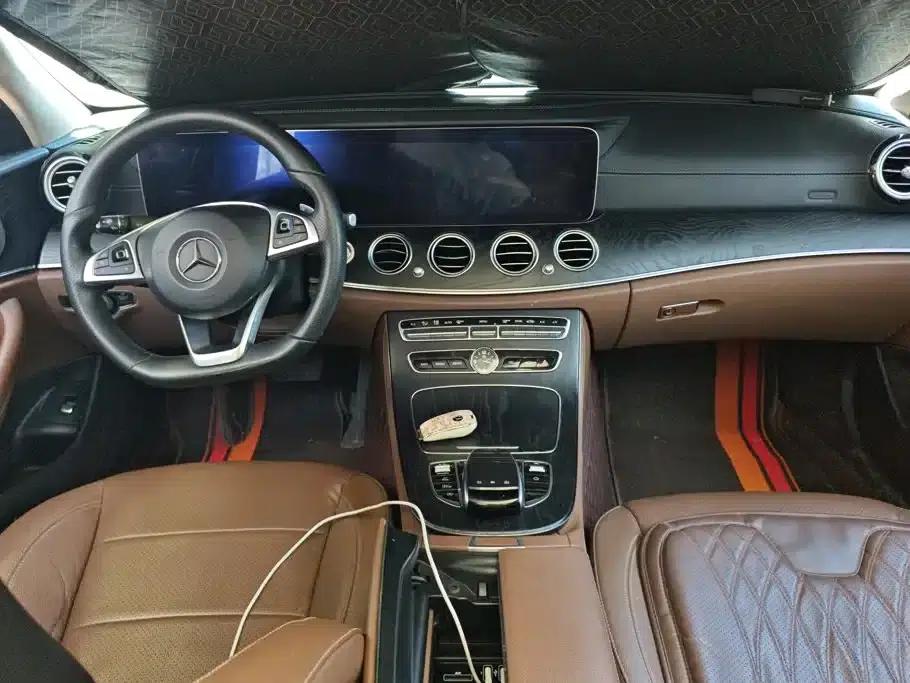 Mercedes-Benz E-Class 2018 Facelift E 300 L Fashion Model — миниатюра 12