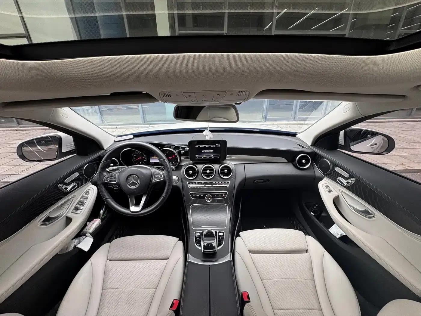 2016 Mercedes-Benz C-Class C 200 L Sport — миниатюра 5