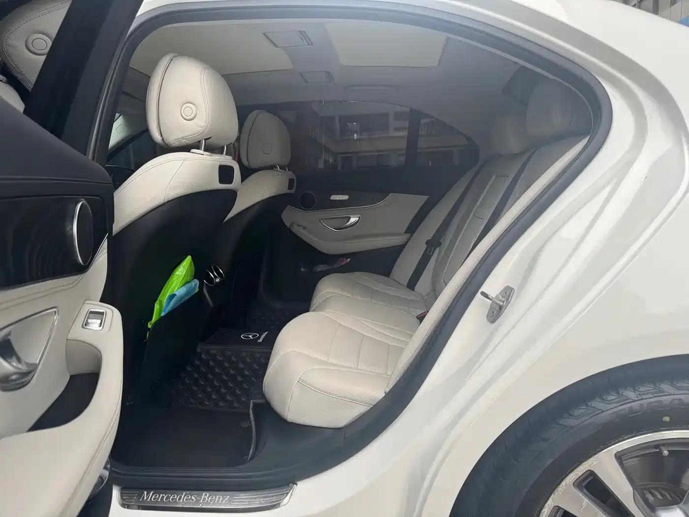 2016 Mercedes-Benz C-Class C 200 L Sport — миниатюра 6