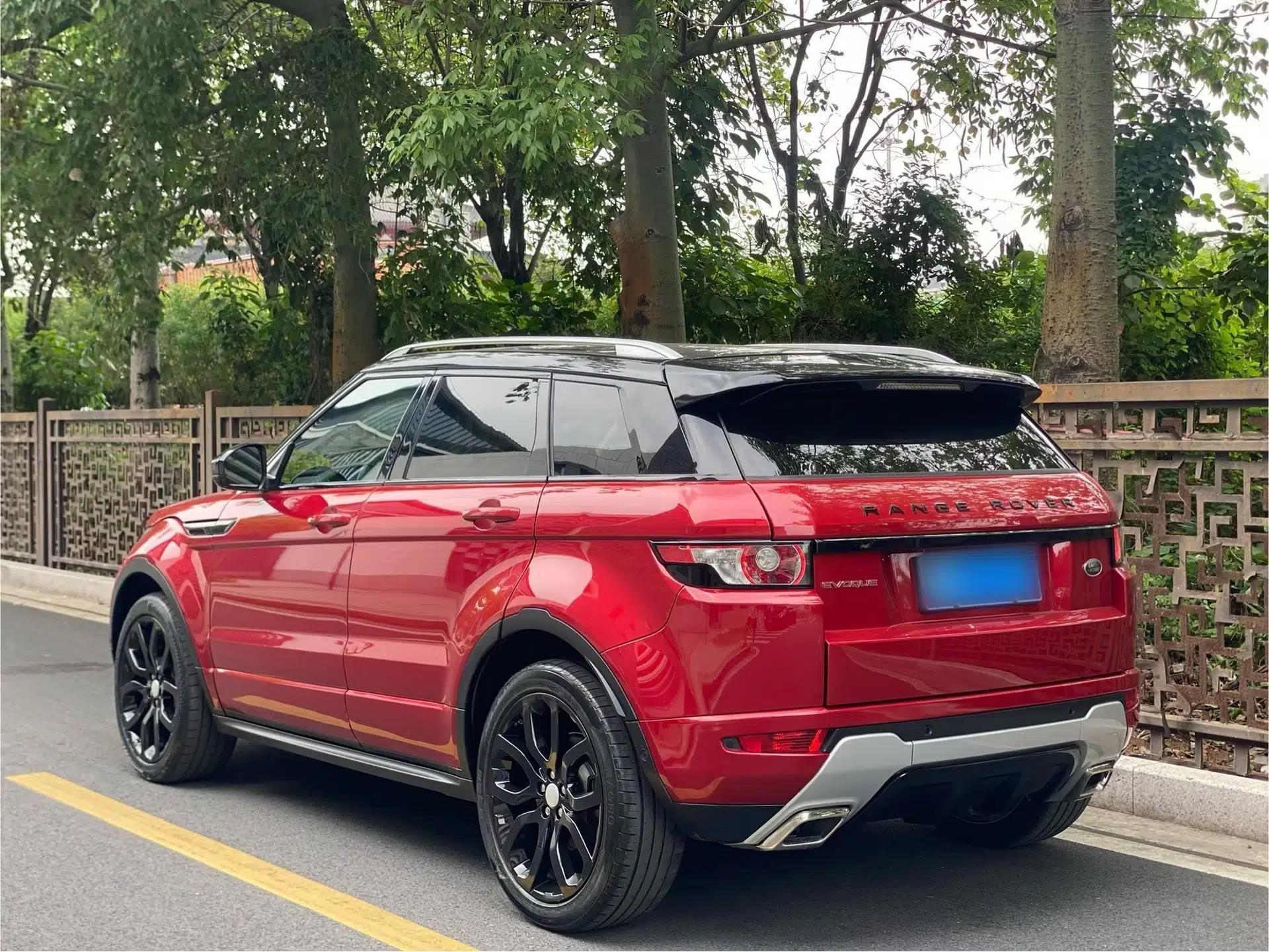 Land Rover Range Evoque 2015 2.0T 5-Door Ignite Edition — миниатюра 12