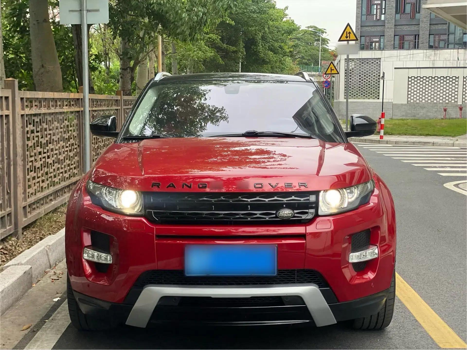 Land Rover Range Evoque 2015 2.0T 5-Door Ignite Edition — миниатюра 10