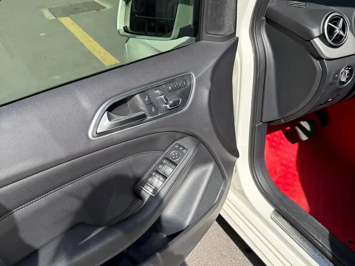 Mercedes-Benz B-Class 2015 B 200 Fashion Edition — миниатюра 6