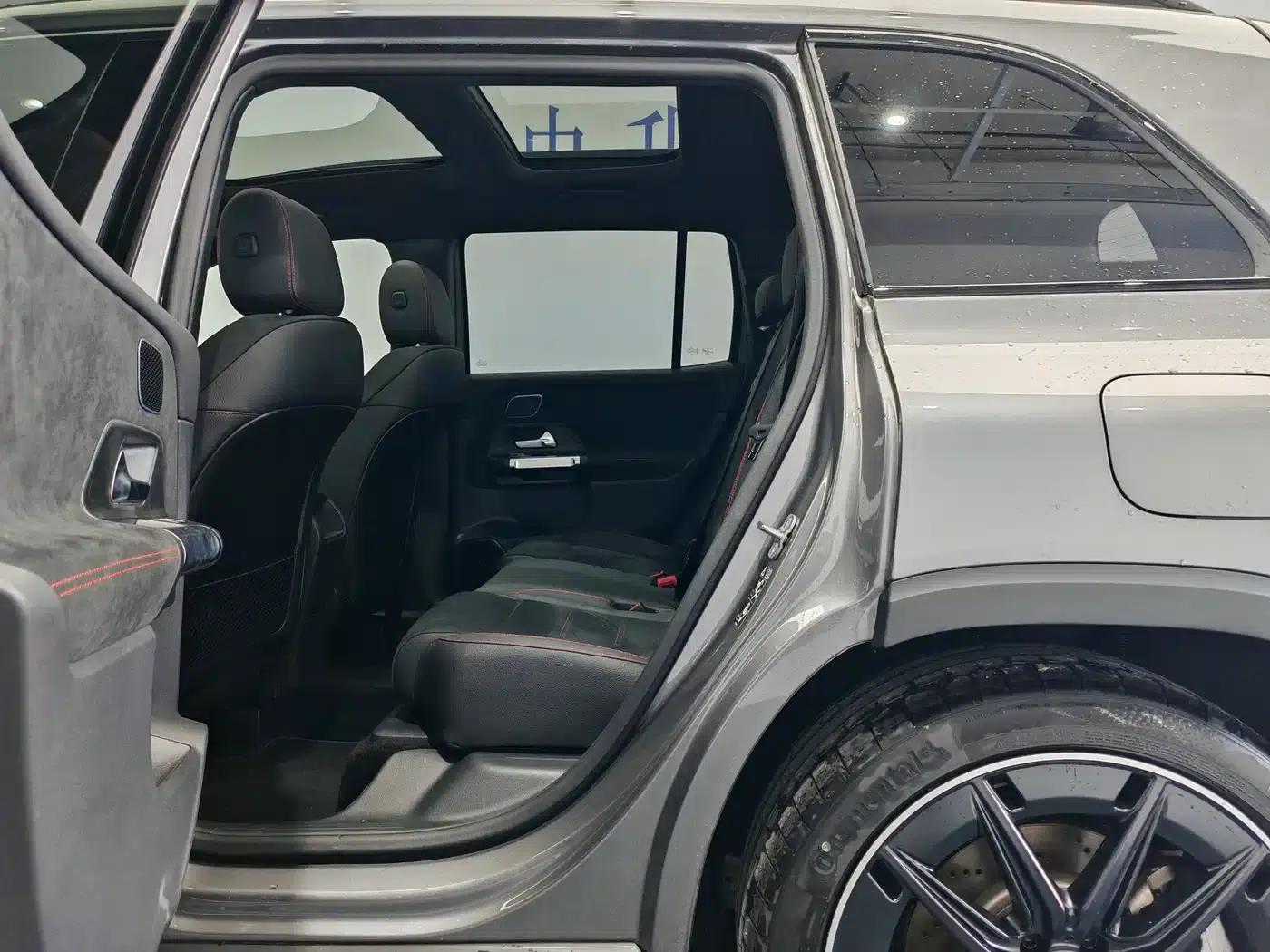 2024 Mercedes-Benz GLB AMG 35 4MATIC — миниатюра 12