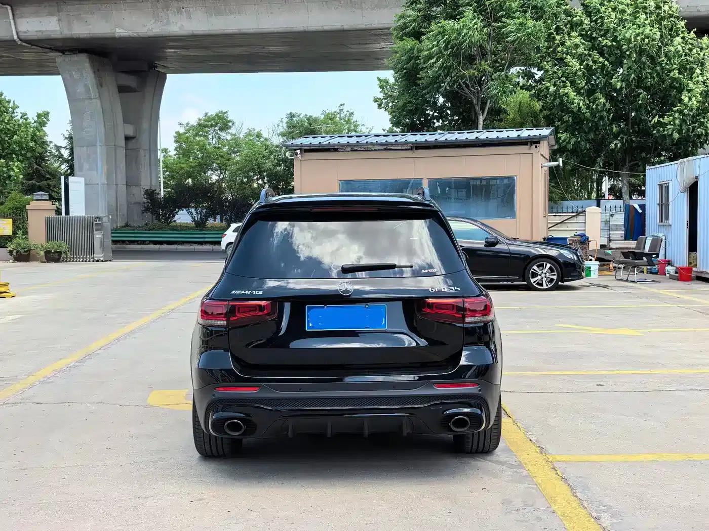 2023 Mercedes-Benz GLB AMG 35 4MATIC — миниатюра 5
