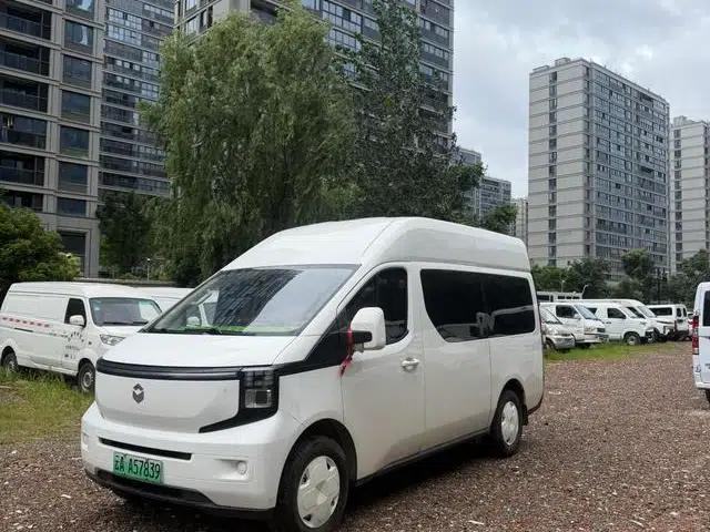 Changan Kaicheng V919 2025 Express Cabin Short Wheelbase High Roof Smart Model 53kWh 6 Seats