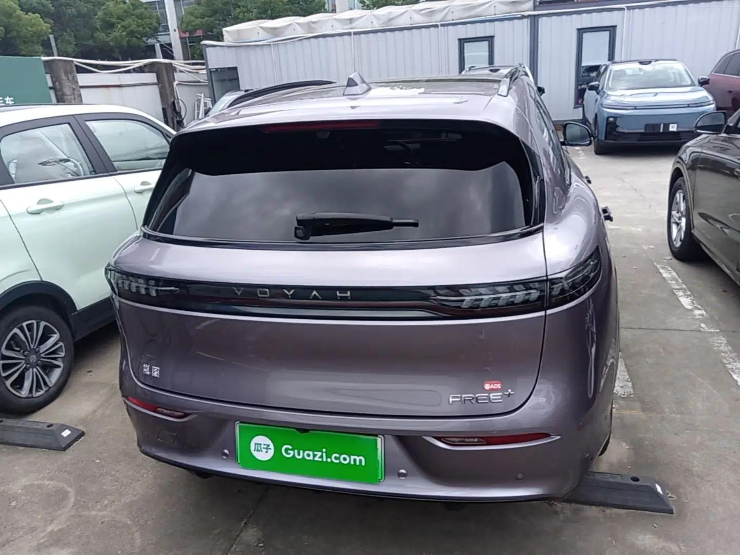 VOYAH FREE 2025 Model FREE+ Four-Wheel-Drive Qiankun Edition — миниатюра 5