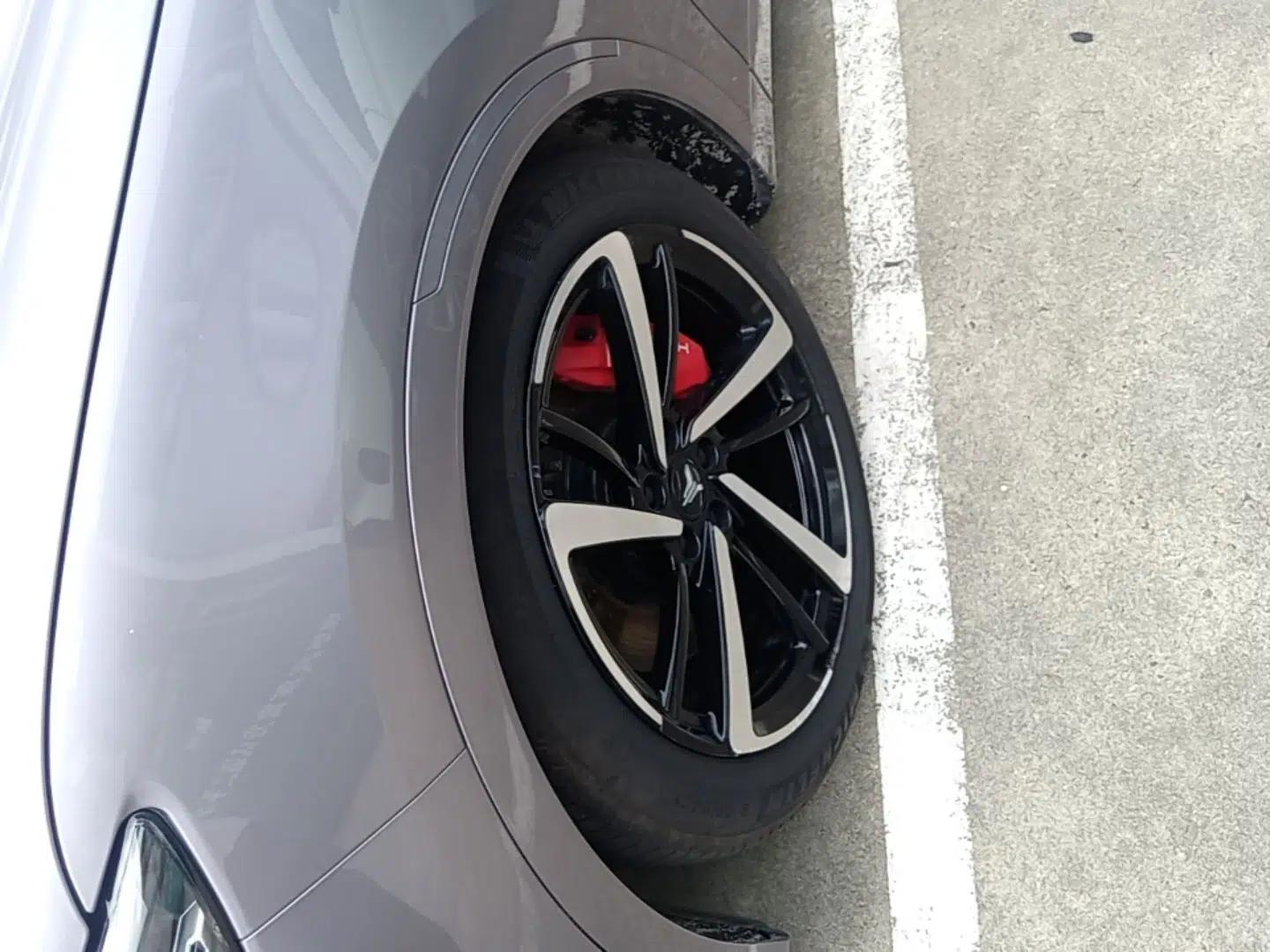 VOYAH FREE 2025 Model FREE+ Four-Wheel-Drive Qiankun Edition — миниатюра 10