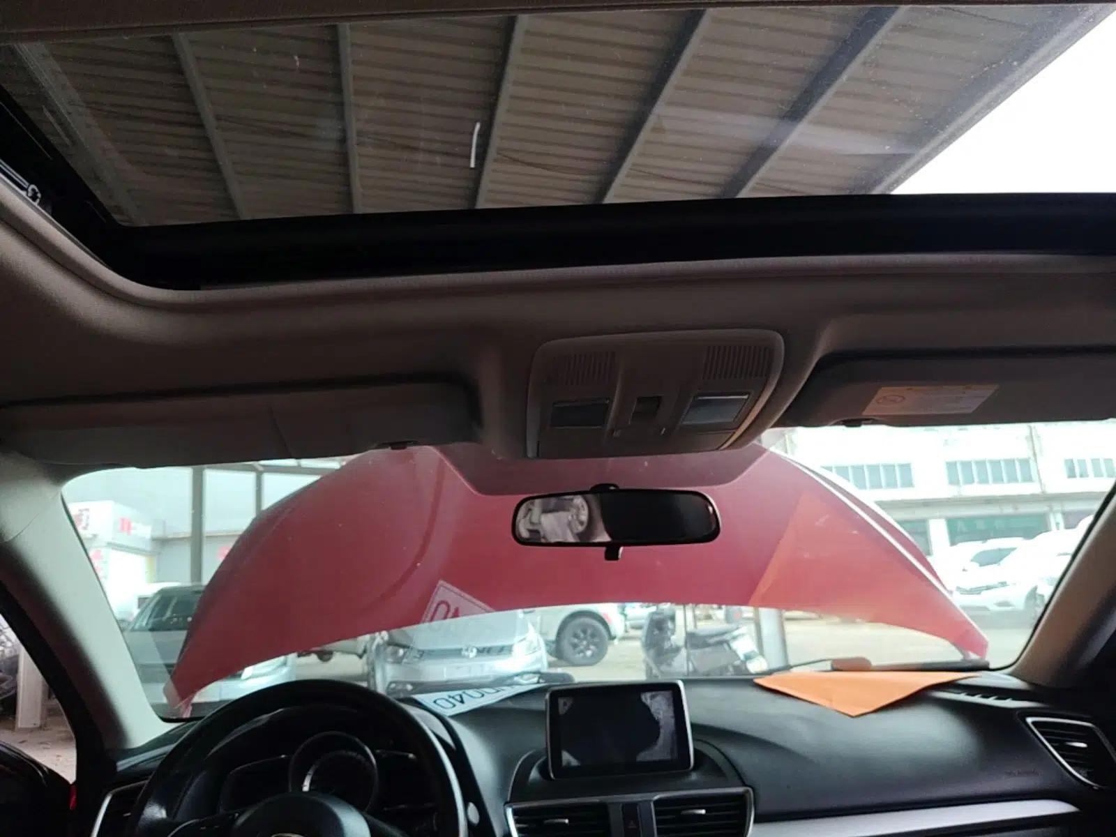 Mazda 3 Axela 2016 Sedan 1.5L Automatic Luxury Model — миниатюра 21