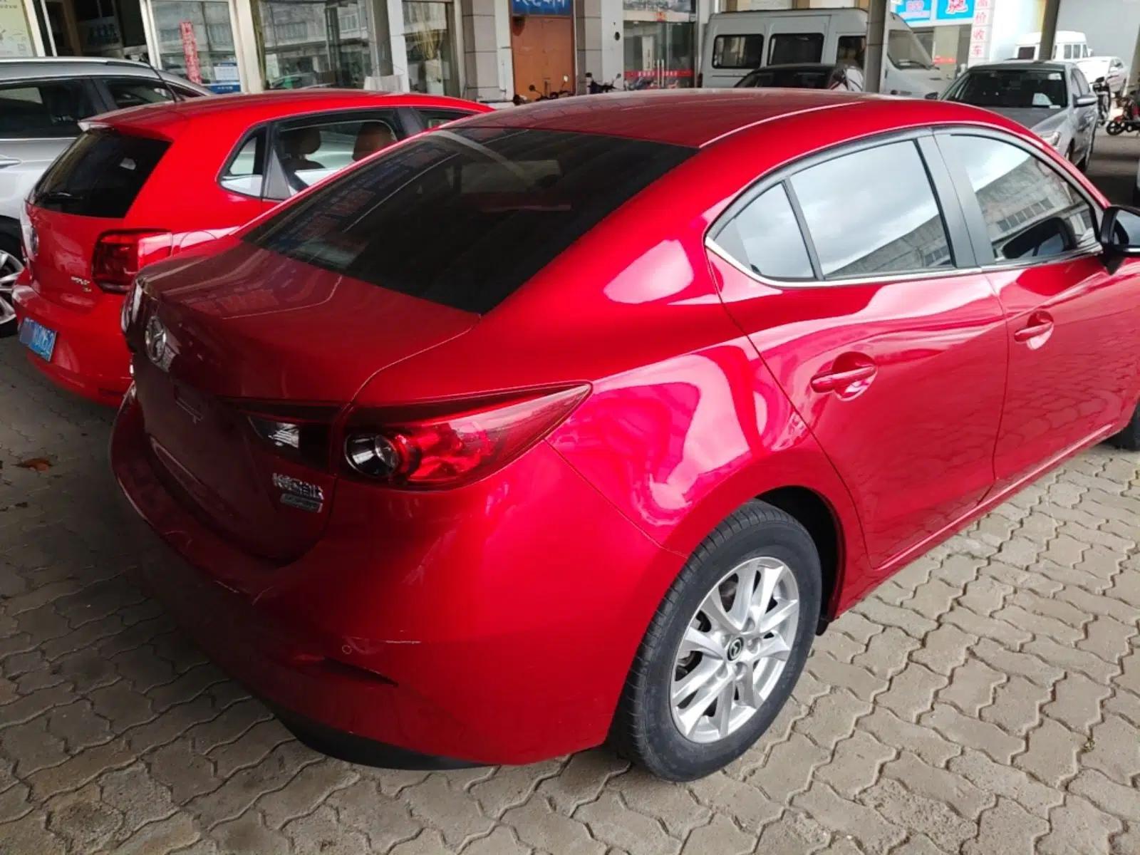 Mazda 3 Axela 2016 Sedan 1.5L Automatic Luxury Model — миниатюра 6
