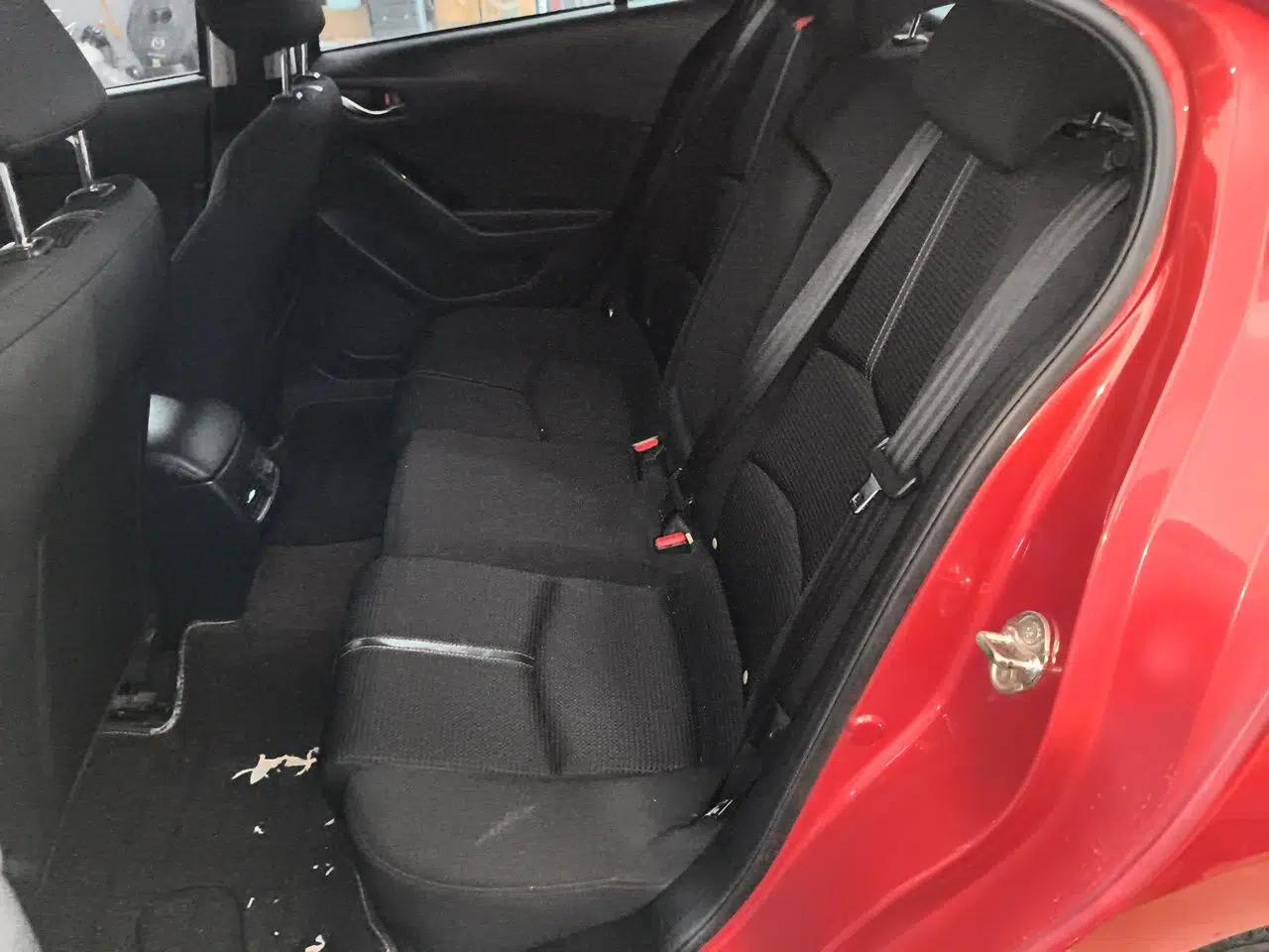 Mazda 3 Axela 2017 Sedan 1.5L Automatic Luxury Model Emission Standard China V — миниатюра 17