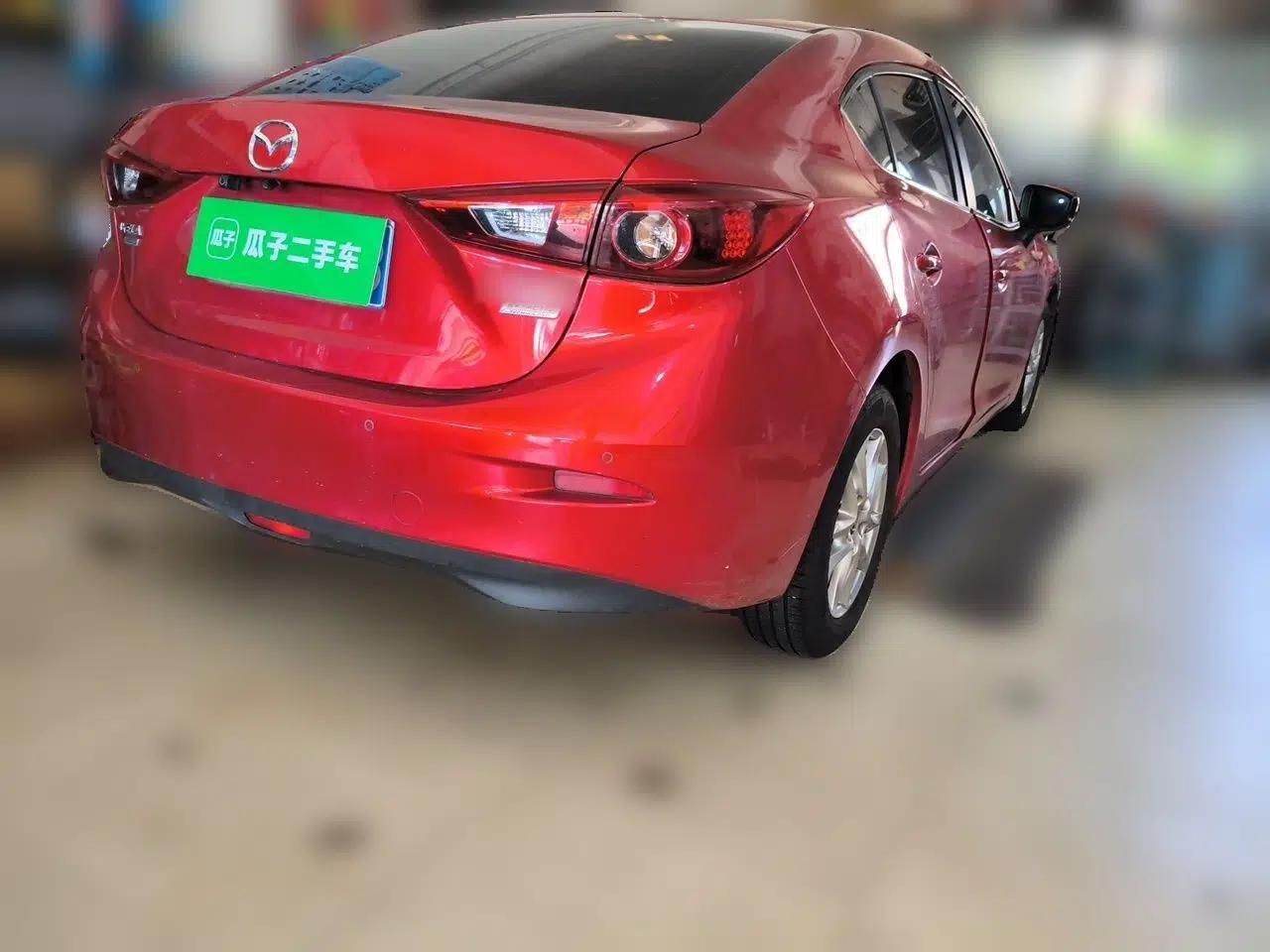 Mazda 3 Axela 2017 Sedan 1.5L Automatic Luxury Model Emission Standard China V — миниатюра 6
