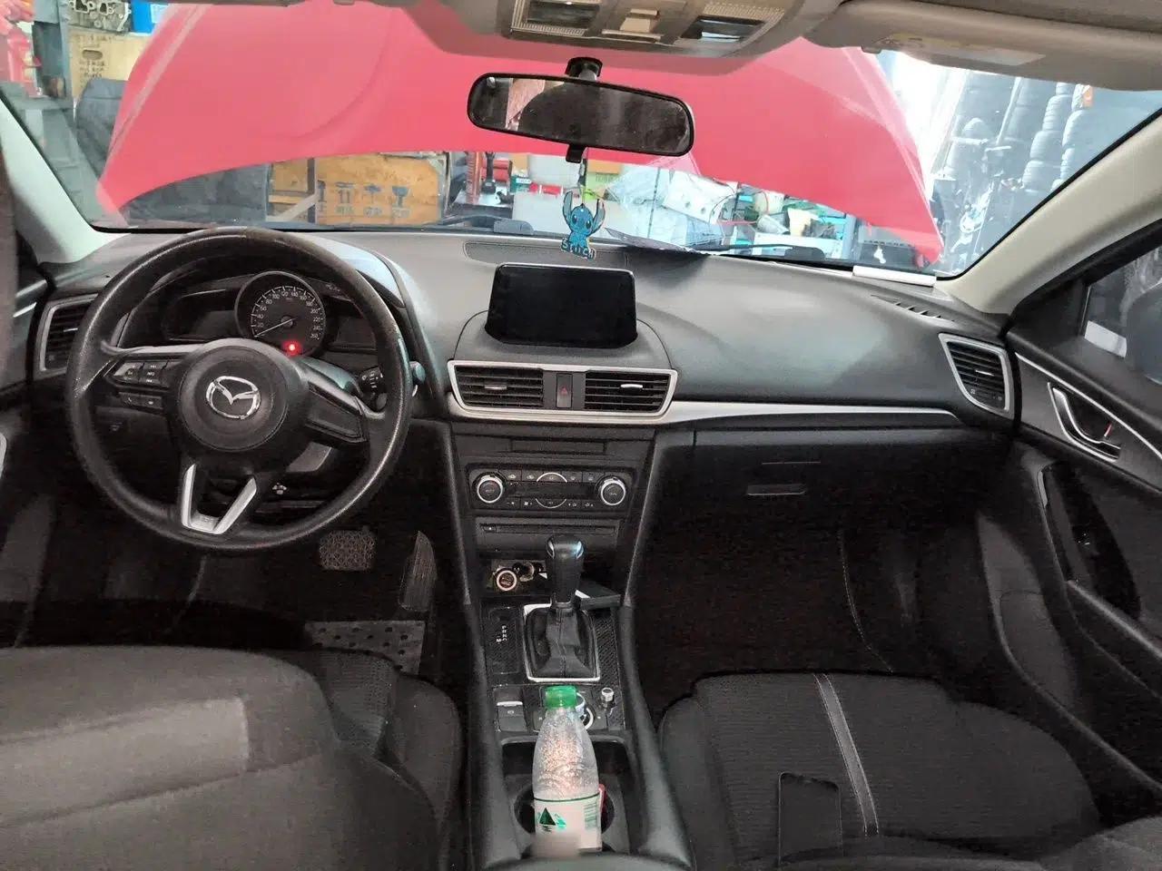 Mazda 3 Axela 2017 Sedan 1.5L Automatic Luxury Model Emission Standard China V — миниатюра 9