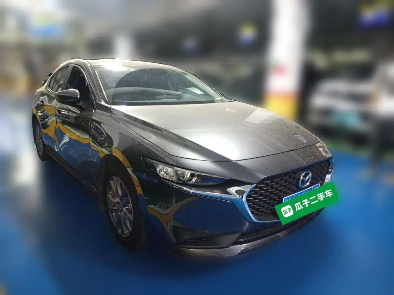 Mazda 3 Axela 2023 2.0L Automatic Zhiqing Edition — миниатюра 3