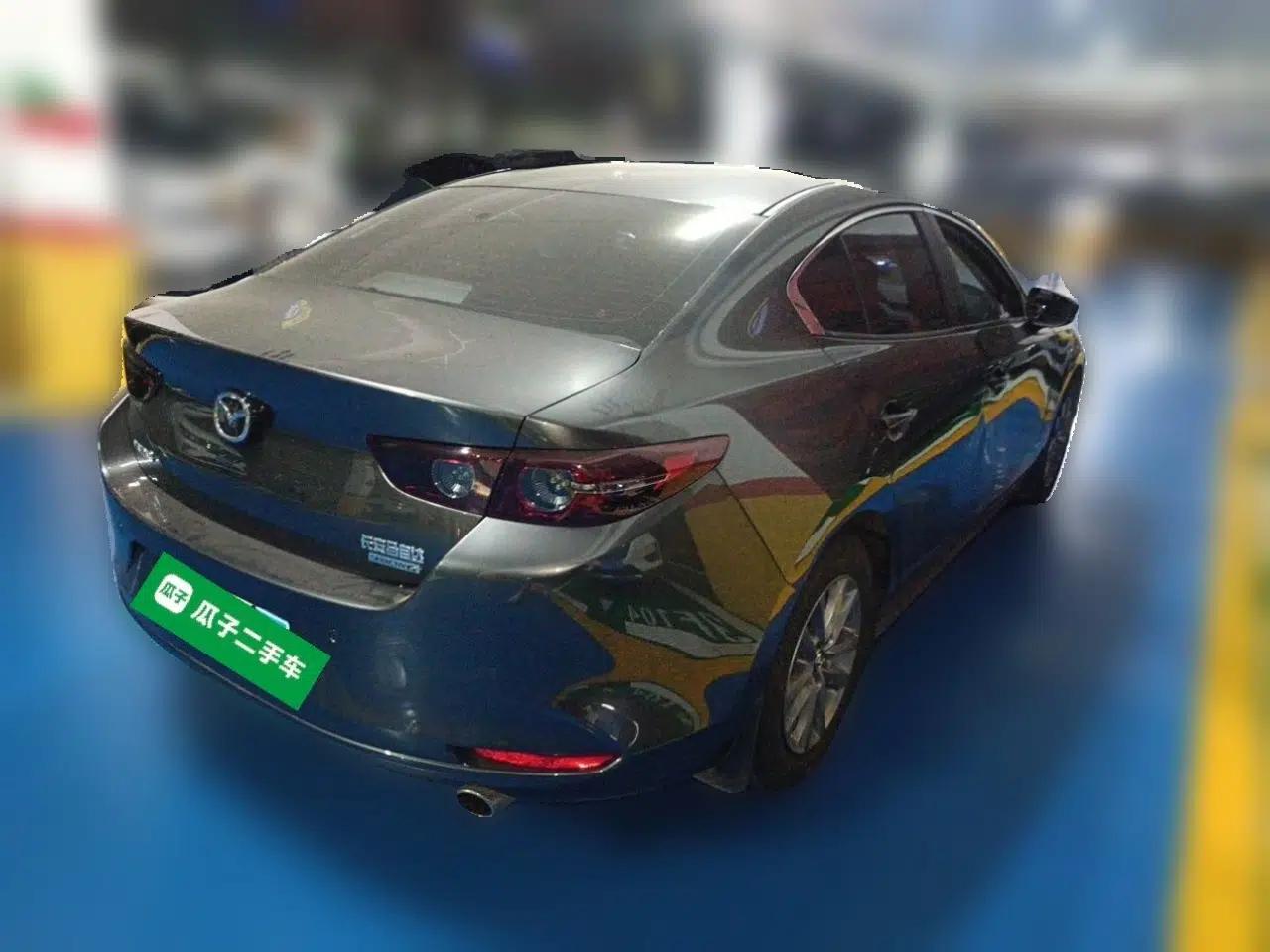 Mazda 3 Axela 2023 2.0L Automatic Zhiqing Edition — миниатюра 6