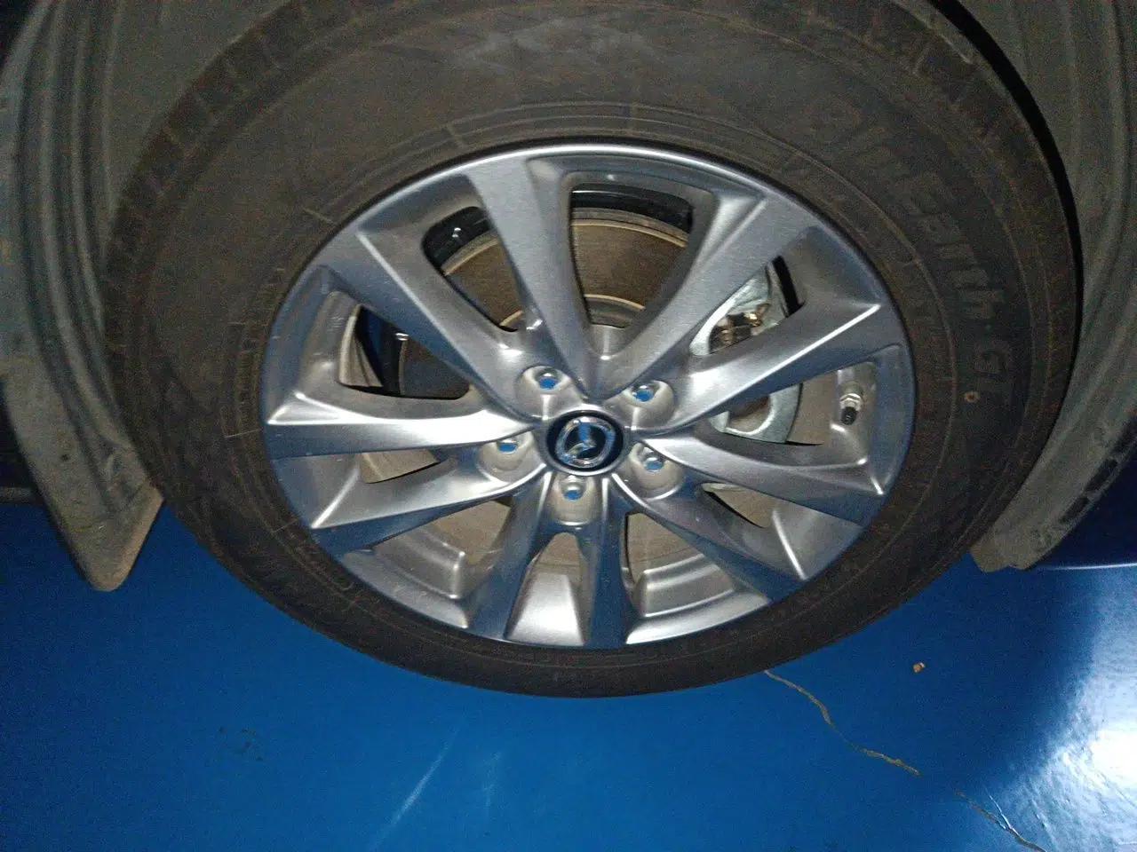 Mazda 3 Axela 2023 2.0L Automatic Zhiqing Edition — миниатюра 8