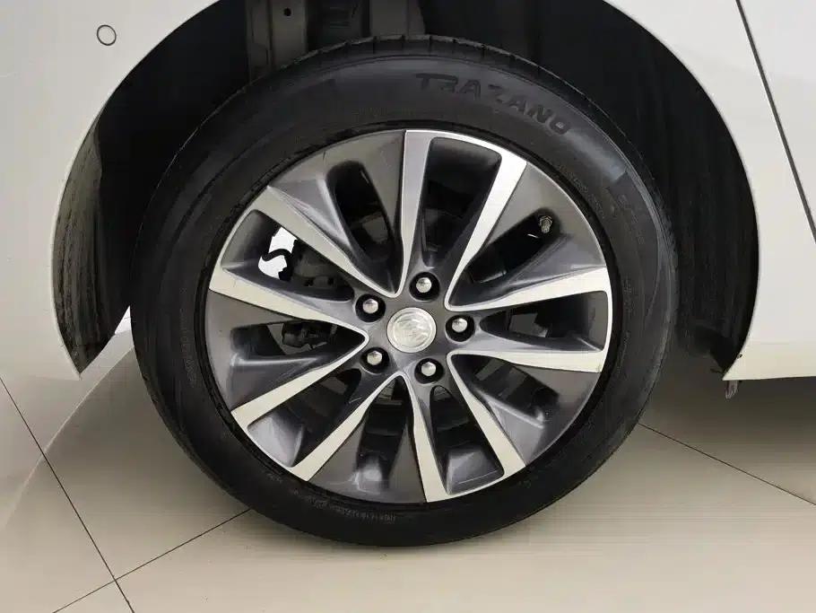 Buick GL6 2018 18T 6-seater Premium — миниатюра 6