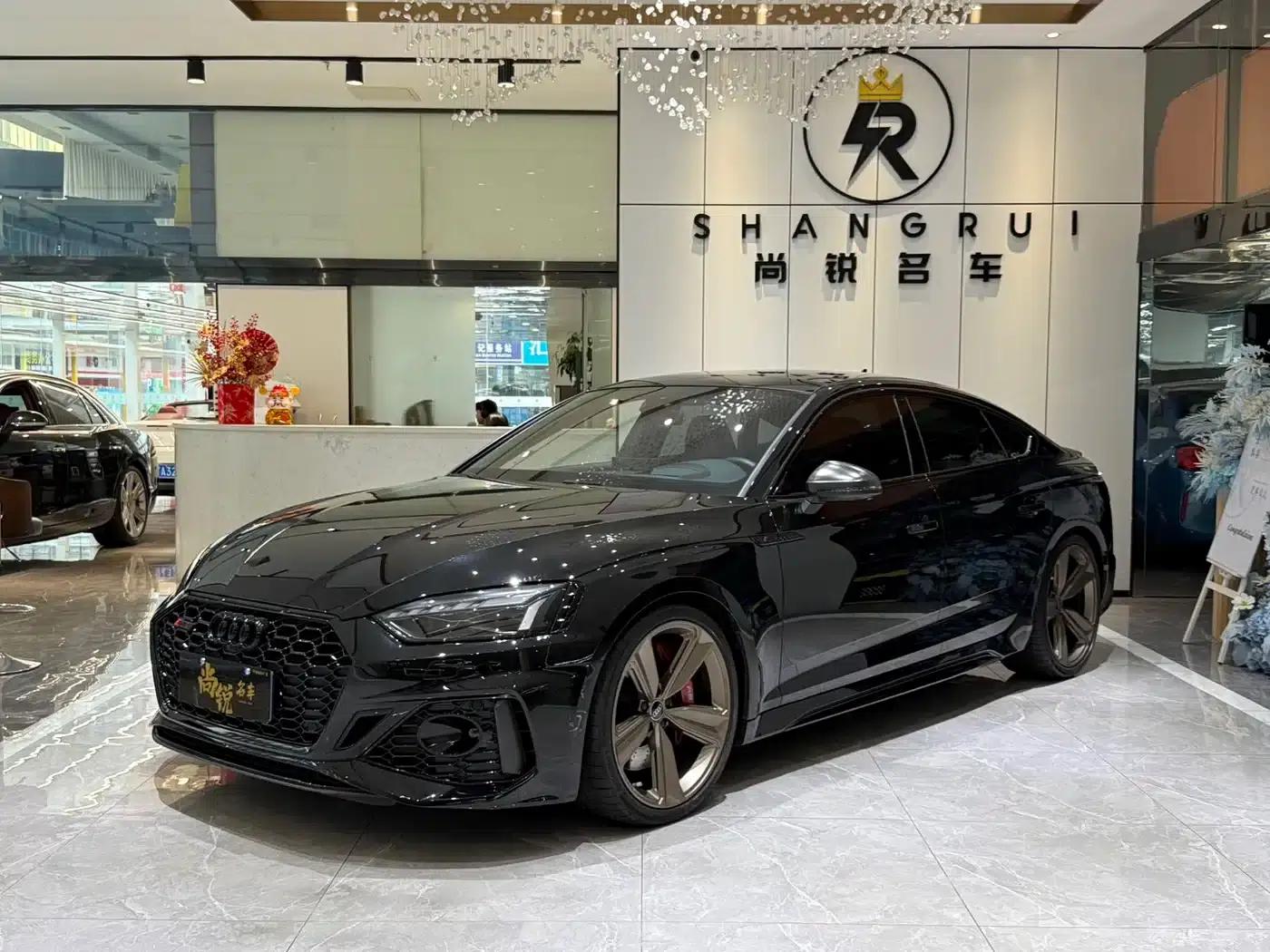 Audi RS 5 2023 RS 5 2.9T Sportback Dark Gold Edition — миниатюра 1