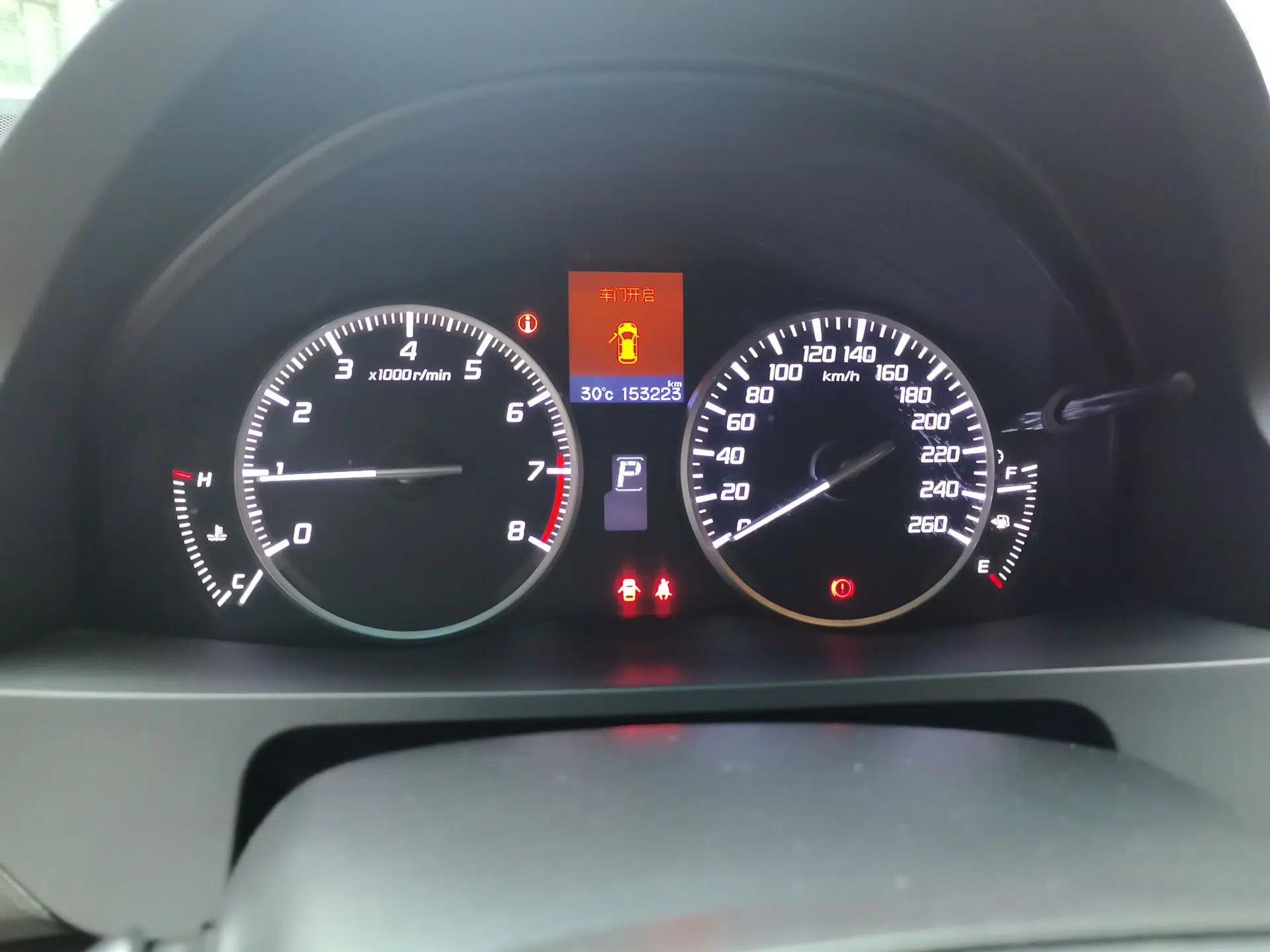 Acura RDX 2013 3.0L Two-Wheel Drive Elite Edition — миниатюра 11