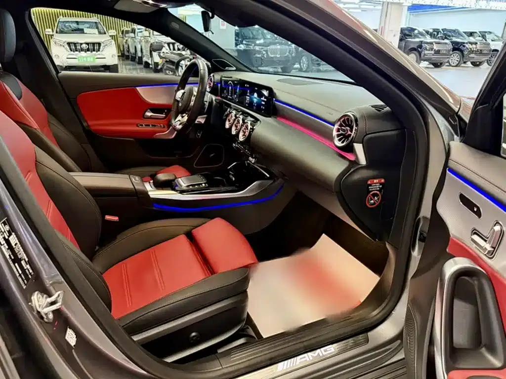 2020 Mercedes-Benz A-Class AMG A 35 L 4MATIC — миниатюра 12