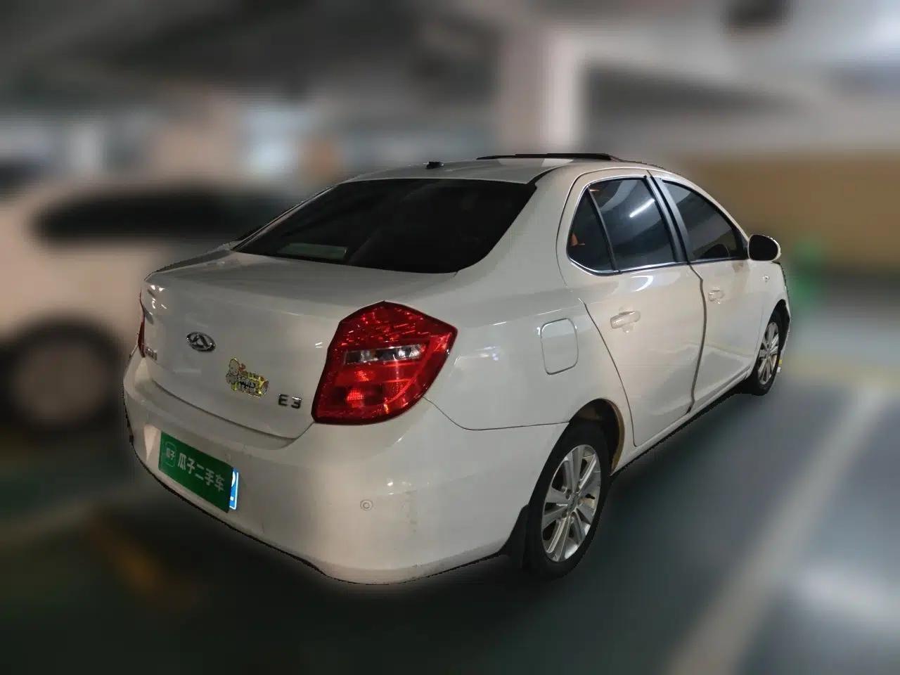 Chery E3 2013 1.5L Manual ZhiShang Model — миниатюра 6