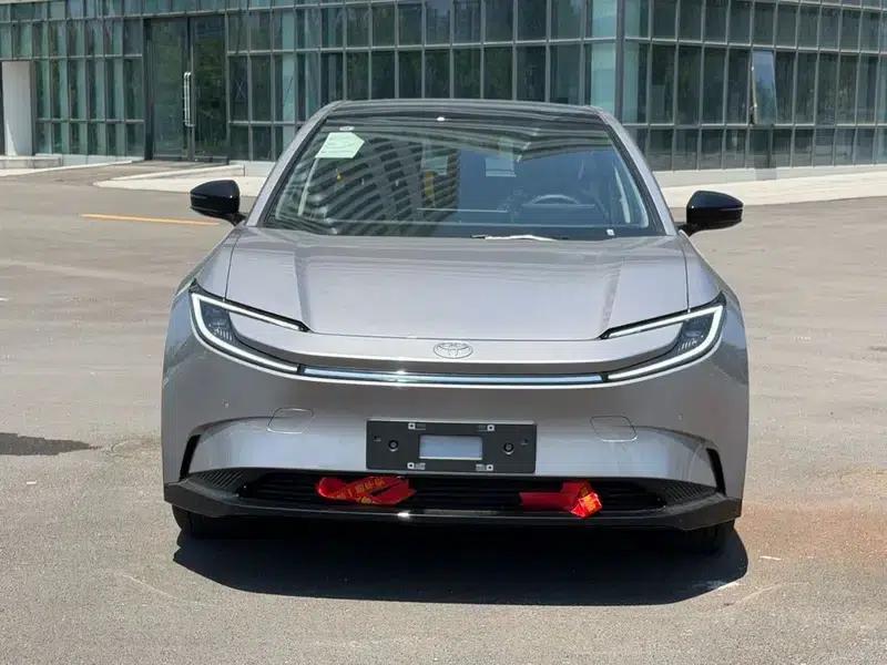 Toyota BZ5 2025 550 JOY — миниатюра 2