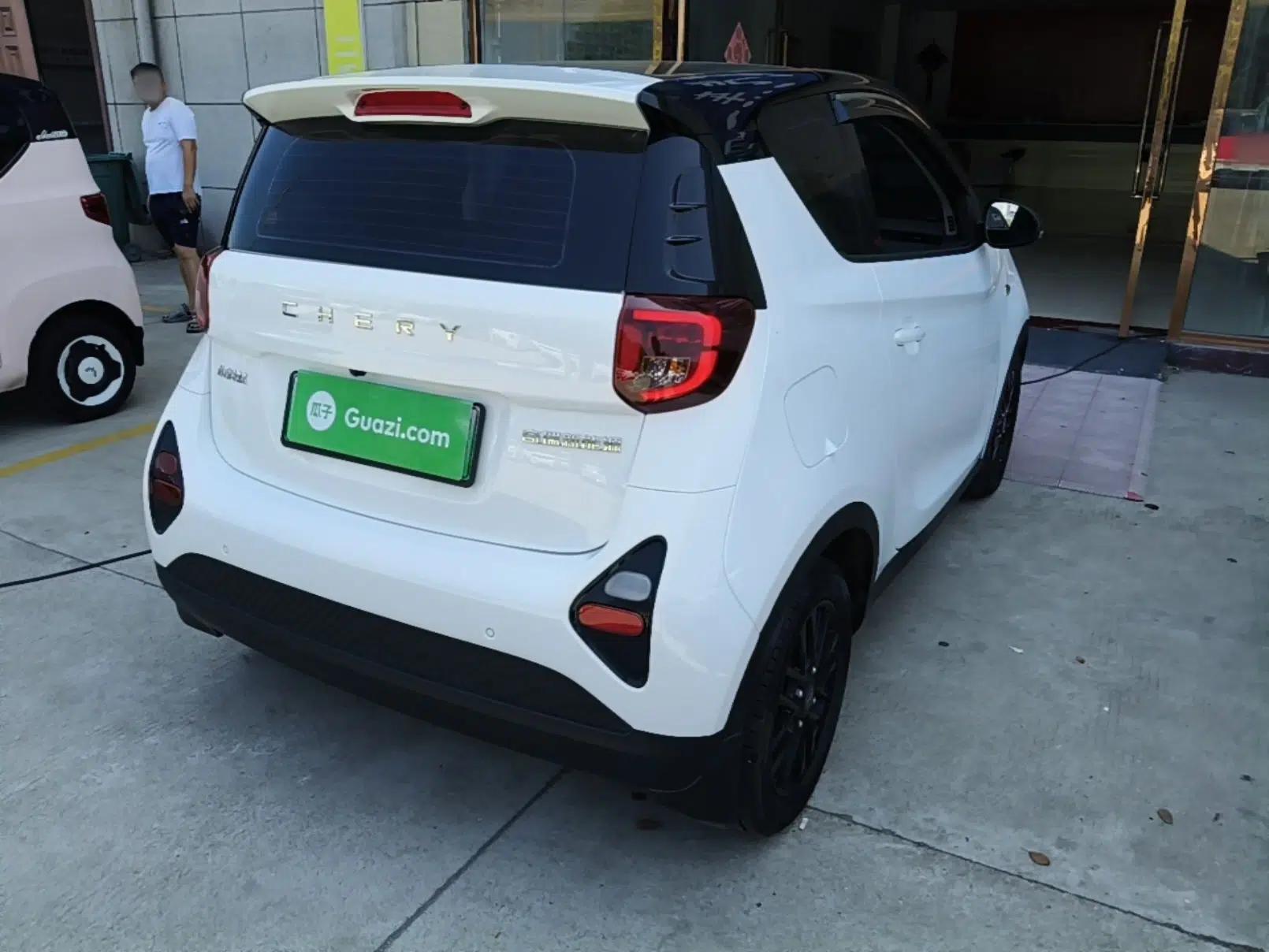Chery QQ Little Ant 2024 Revised Edition Youth Version 321 km Cool Love Edition 29.23 kWh — миниатюра 6