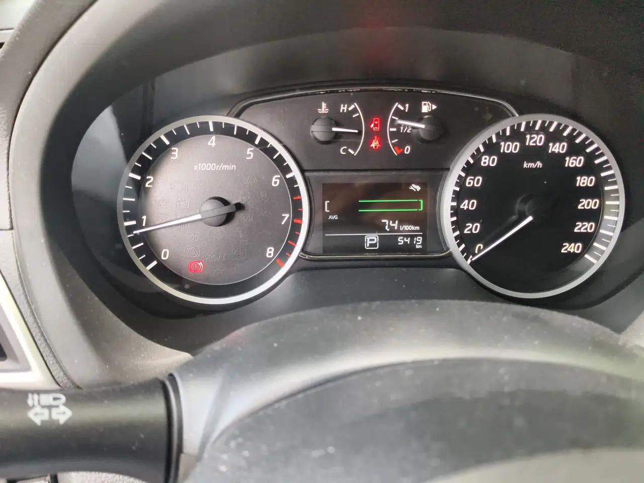 Nissan Sylphy 2024 Facelifted Three Classic 1.6XE CVT Comfort Edition — миниатюра 12