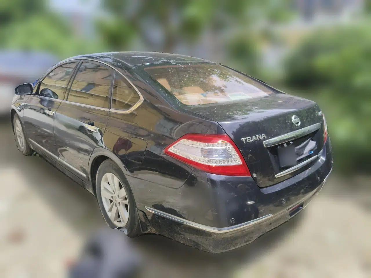 Nissan Teana 2011 2.0L XL Comfort Edition — миниатюра 4