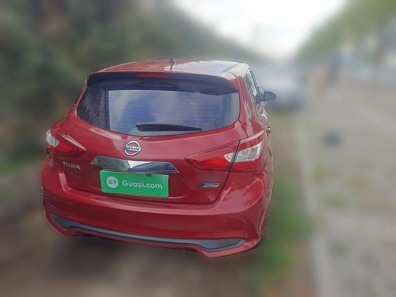 Nissan Tiida 2016 1.6L CVT Cool Dynamic Edition — миниатюра 5