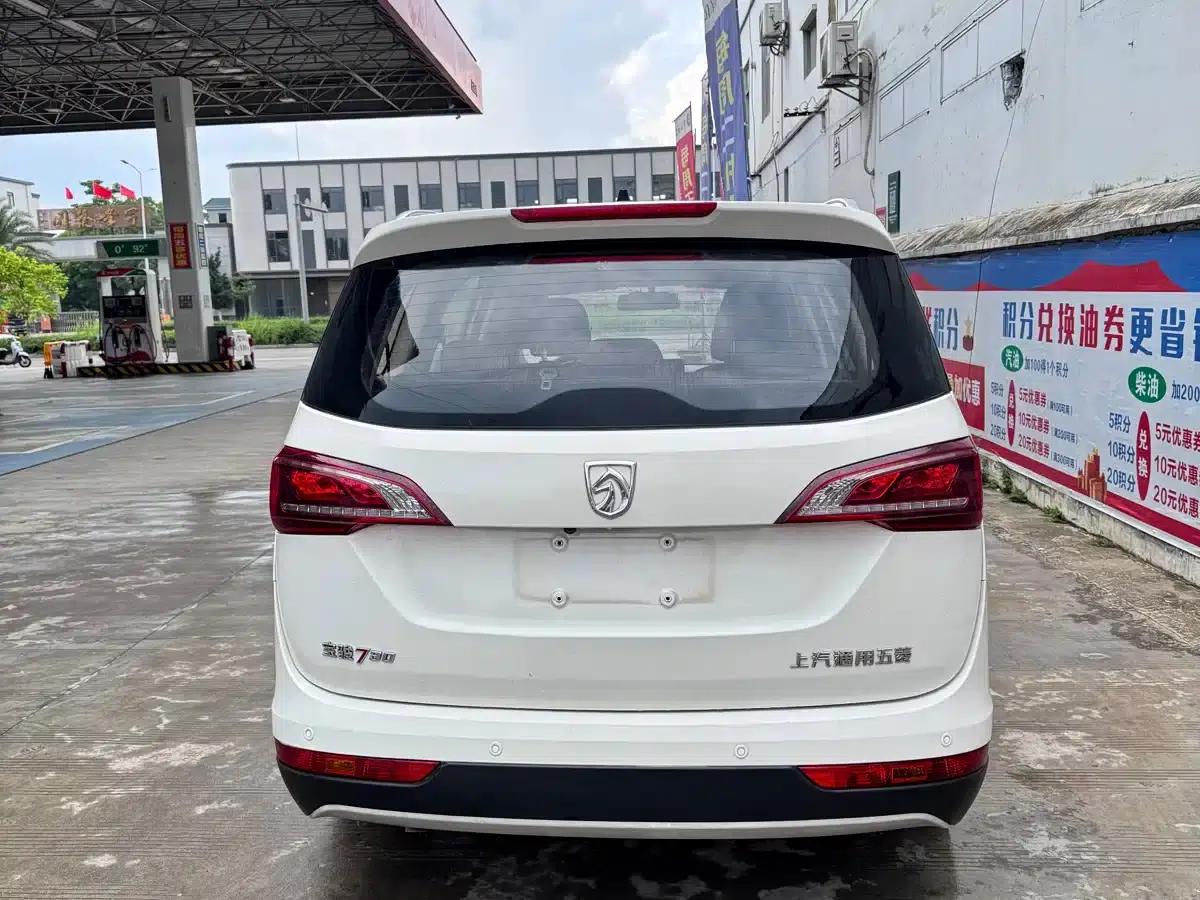 Baojun 730 2021 1.5L Manual Fashion 7-Seater — миниатюра 5