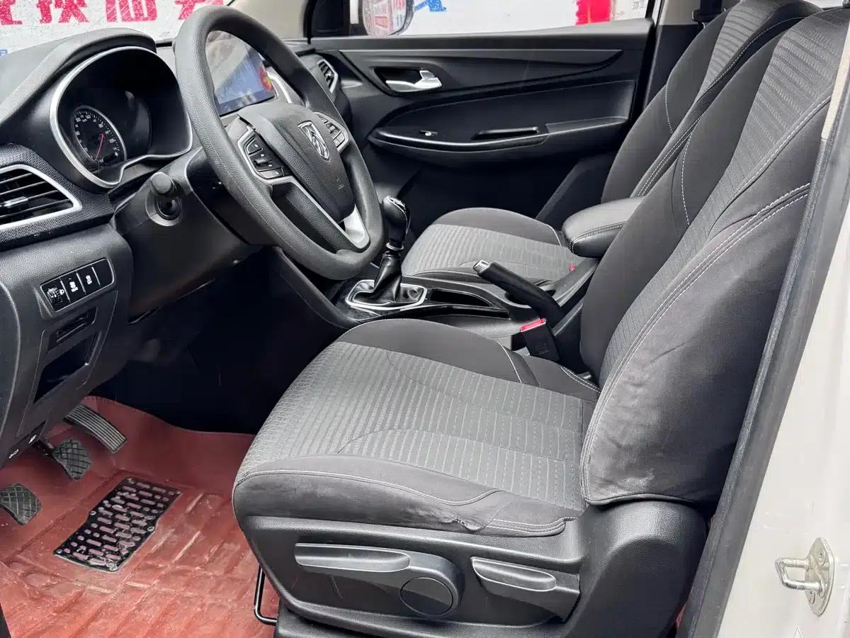 Baojun 730 2021 1.5L Manual Fashion 7-Seater — миниатюра 8