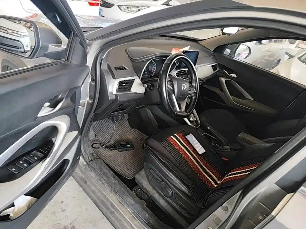 Baojun 510 2017 1.5L Automatic Fashion Edition — миниатюра 16