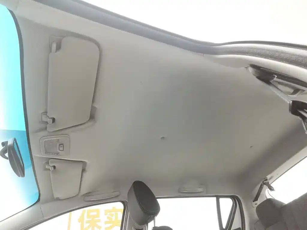Baojun 310 2020 1.2L Manual Comfort Model — миниатюра 14