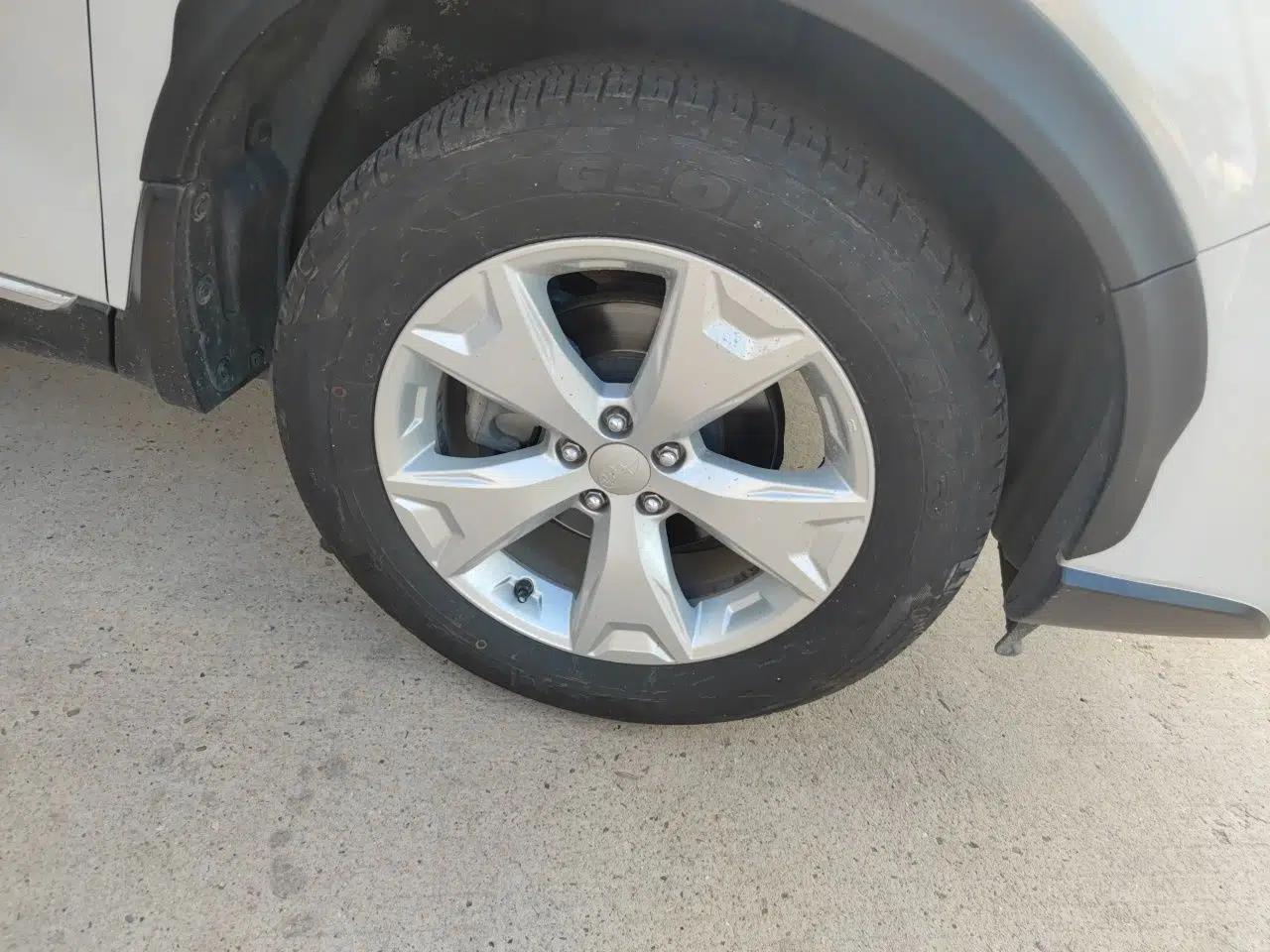 Subaru Forester 2013 2.5i Automatic Elite Edition — миниатюра 8