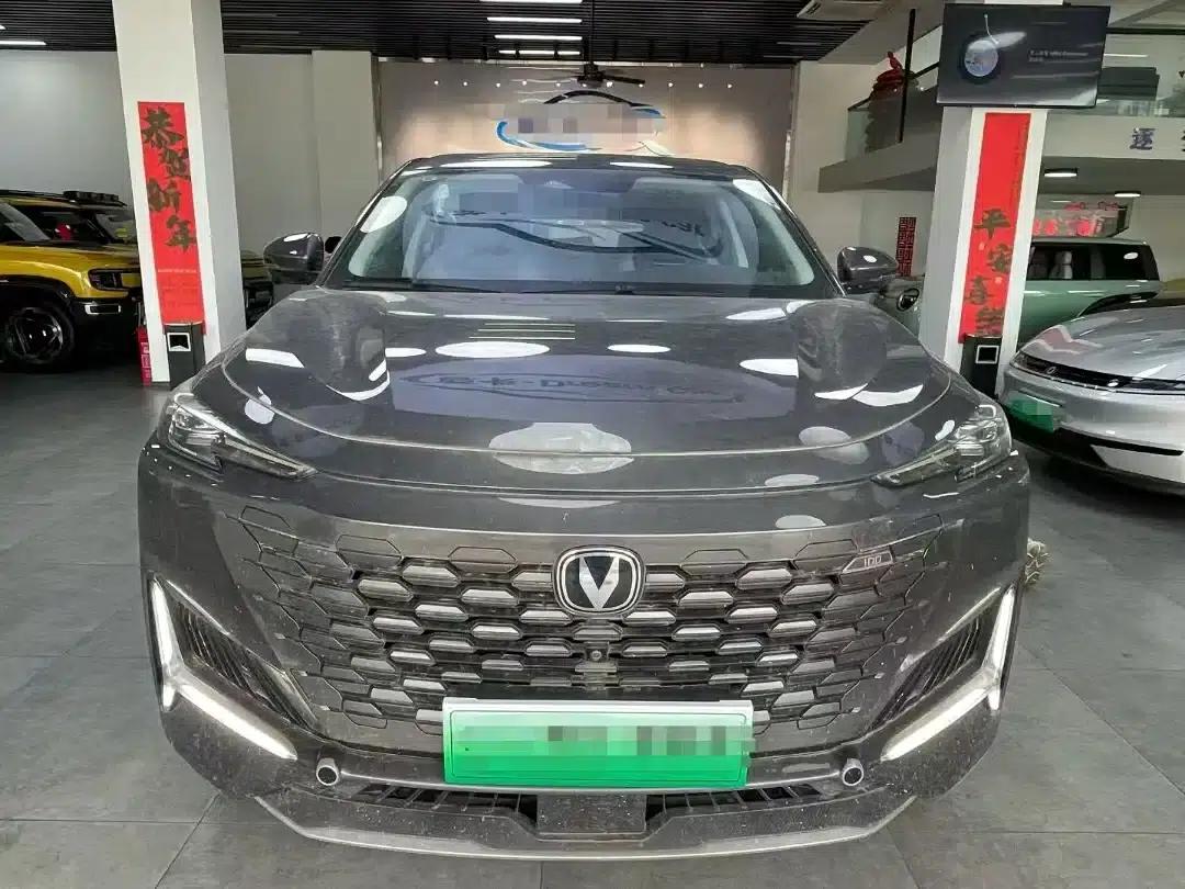 Changan UNI-K Smart Electric iDD 2023 Model, Smart Electric iDD 1.5T, 135km/h Smart Leading Edition — миниатюра 1