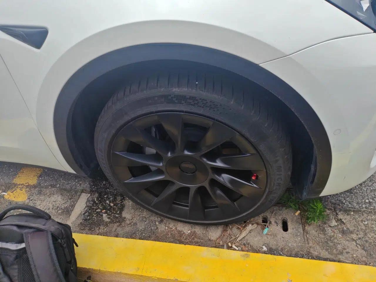 Tesla Model Y 2022 Revised Version Long-Range All-Wheel Drive — миниатюра 8