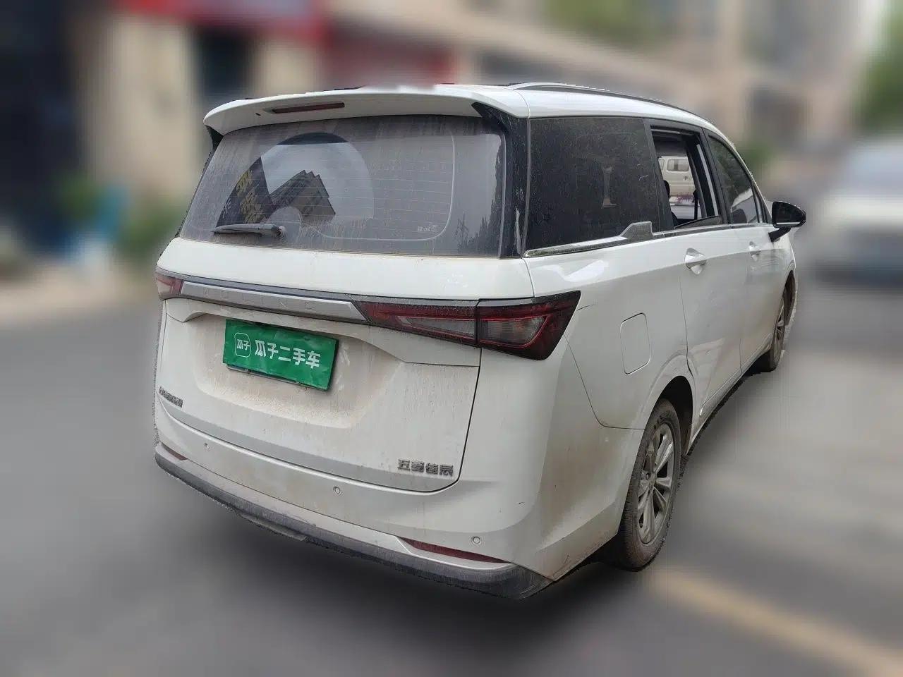 Wuling Jiachen 2022 1.5T CVT Smart Luxury Version — миниатюра 6