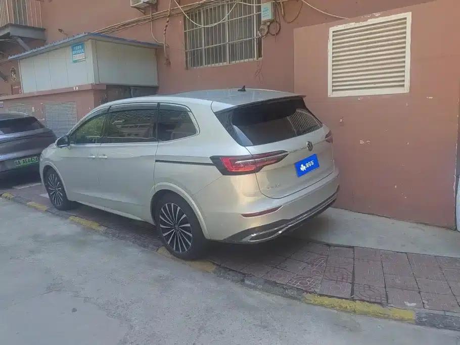 Viloran 2020 380TSI Premium Edition — миниатюра 3