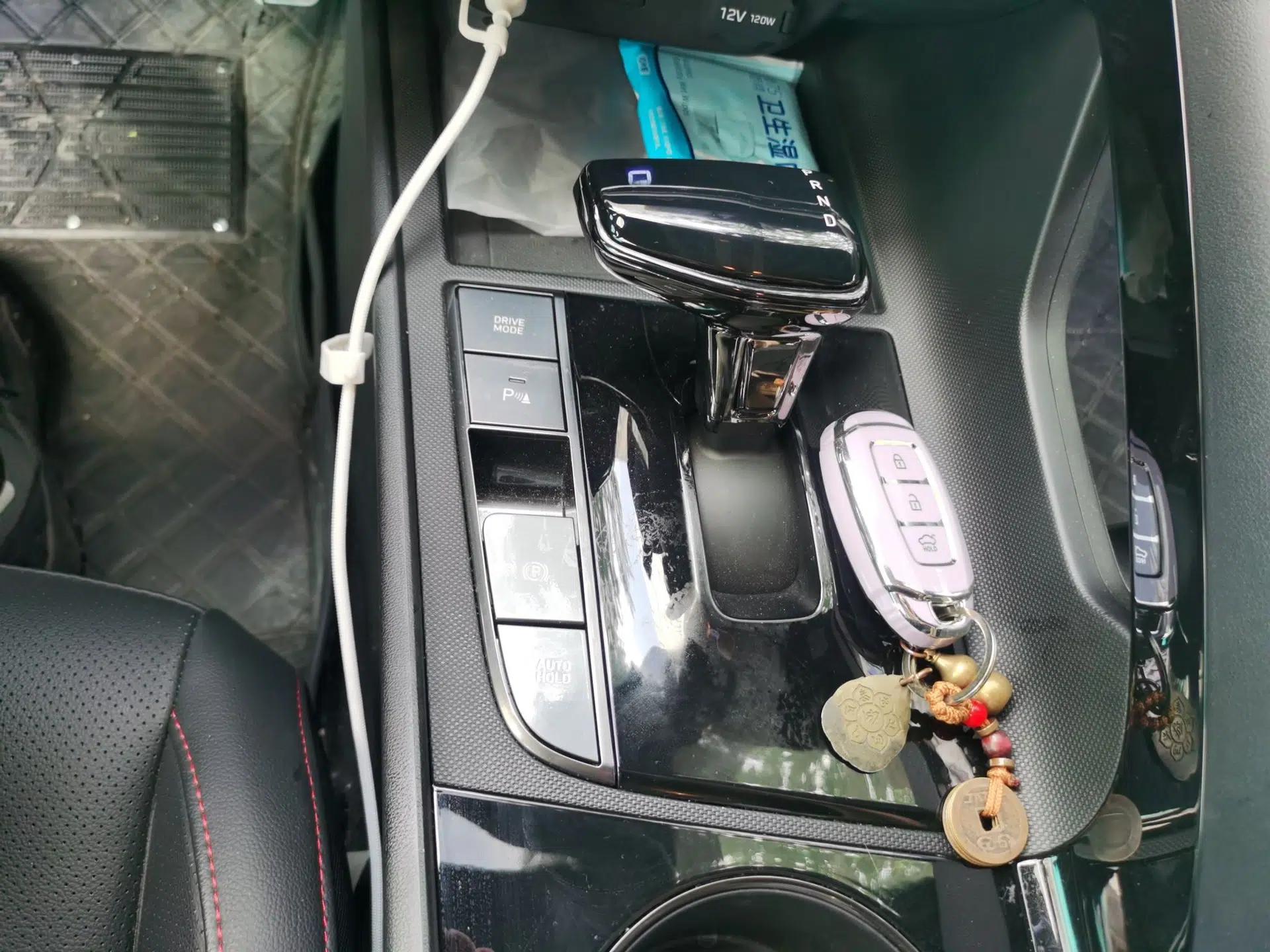 Hyundai Elantra 2021 240TGDi DCT TOP Flagship Edition — миниатюра 14