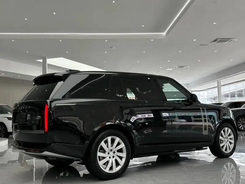 Range Rover 2024 3.0 L6 400PS Grand Long Wheelbase 7-Seater — миниатюра 4