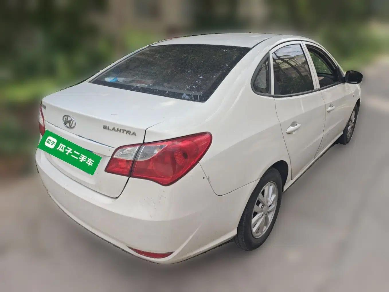 Hyundai Celesta 2016 1.6L Manual Joy Edition — миниатюра 6