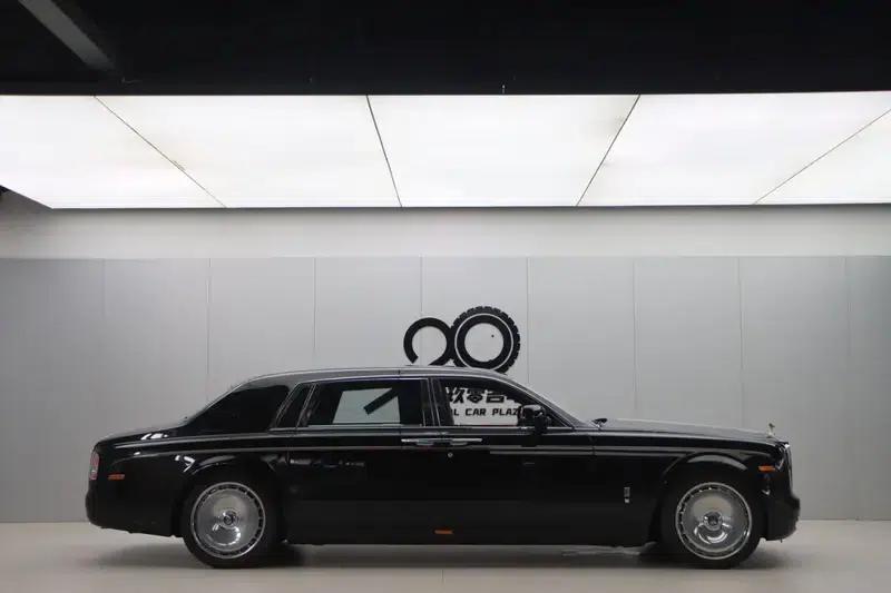 2006 Phantom 6.7L Extended Wheelbase (EWB) — миниатюра 8