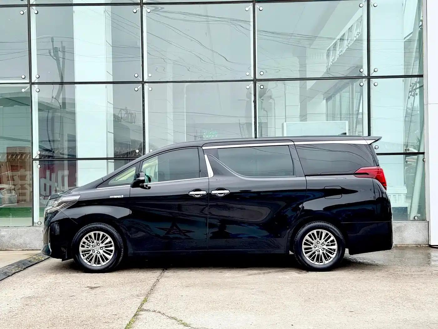 2021 Alphard Hybrid 2.5L Premium Edition — миниатюра 8