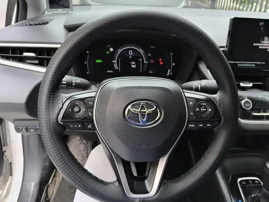 2023 Toyota Corolla 1.8L Intelligent Hybrid Elite Edition — миниатюра 15