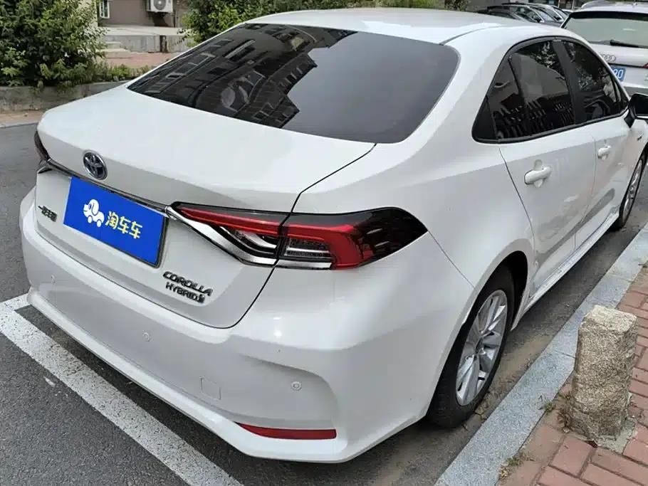 2023 Toyota Corolla 1.8L Intelligent Hybrid Elite Edition — миниатюра 3