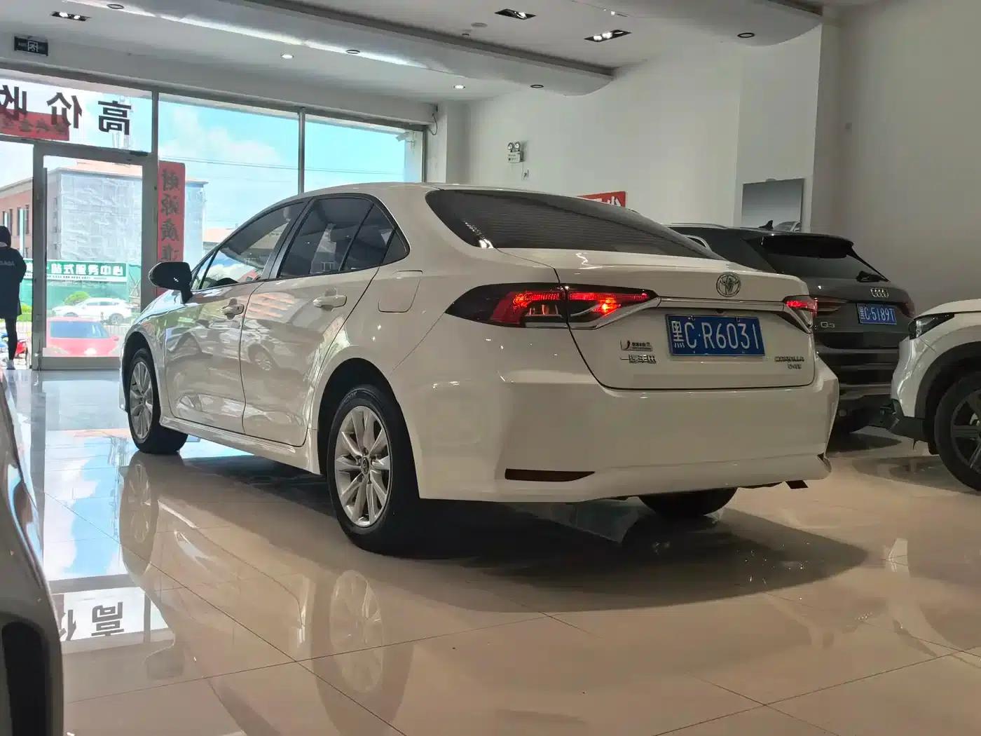 2023 Toyota Corolla 1.2T Elite Edition — миниатюра 18