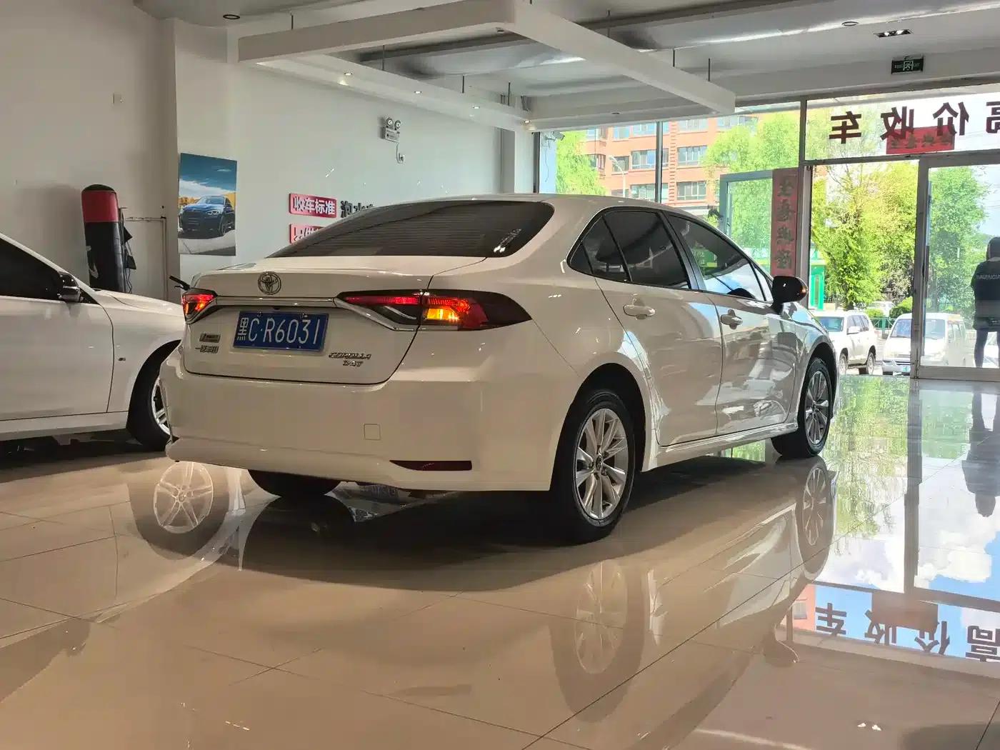 2023 Toyota Corolla 1.2T Elite Edition — миниатюра 20