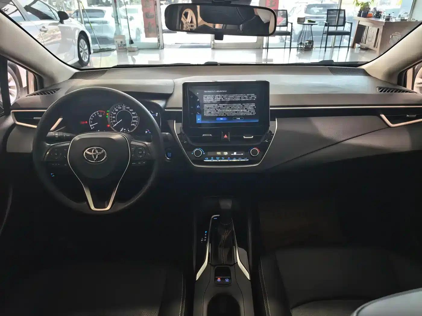 2023 Toyota Corolla 1.2T Elite Edition — миниатюра 10